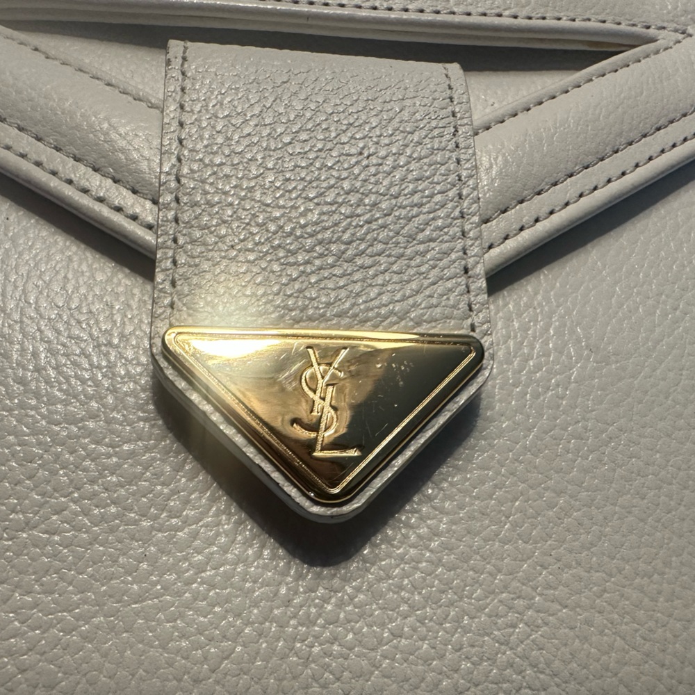 YSL White Leather Envelope Clutch with Gold-Tone Accent - Picture 2 of 15